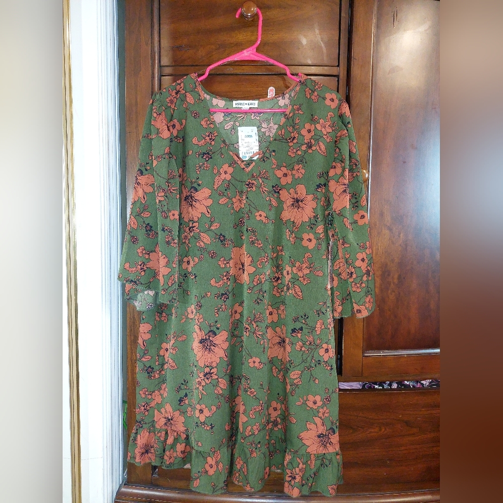 Women dress